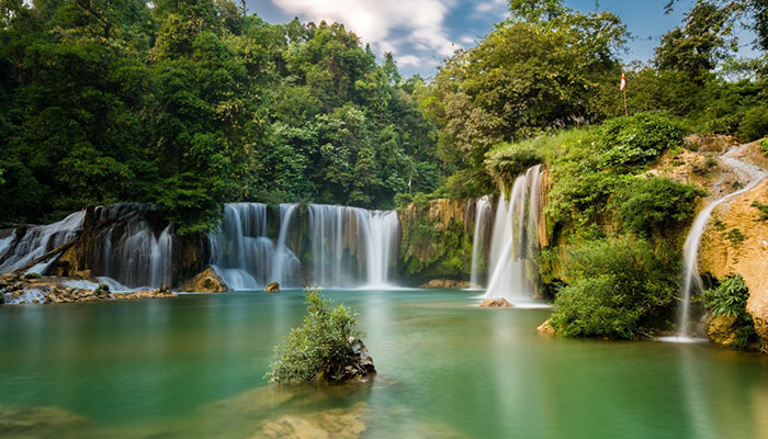 Kyone Htaw Waterfall